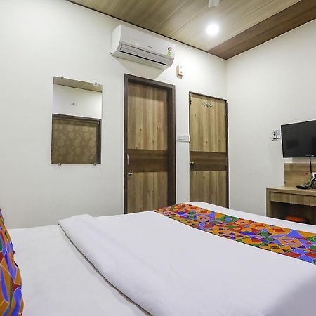 Hotel Vedanta Inn Nagpur Buitenkant foto