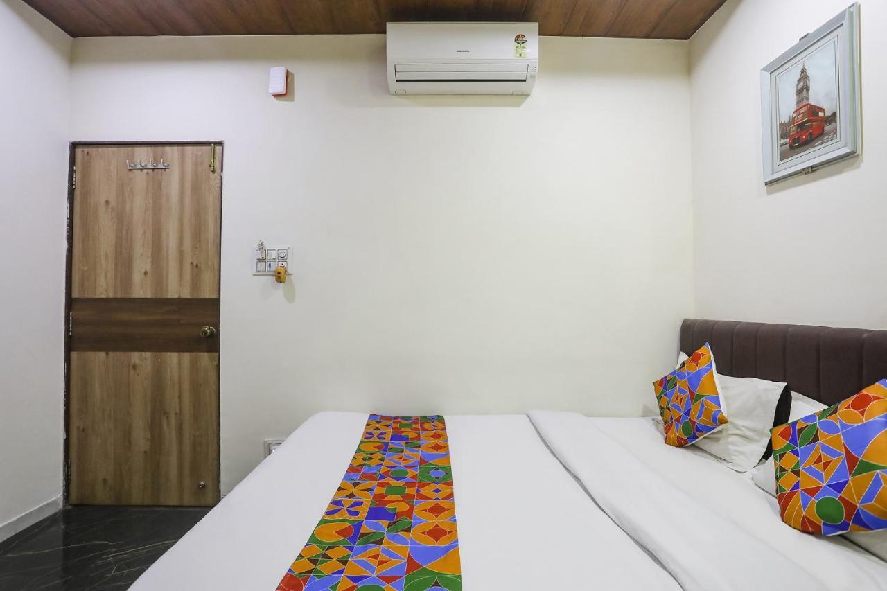 Hotel Vedanta Inn Nagpur Buitenkant foto